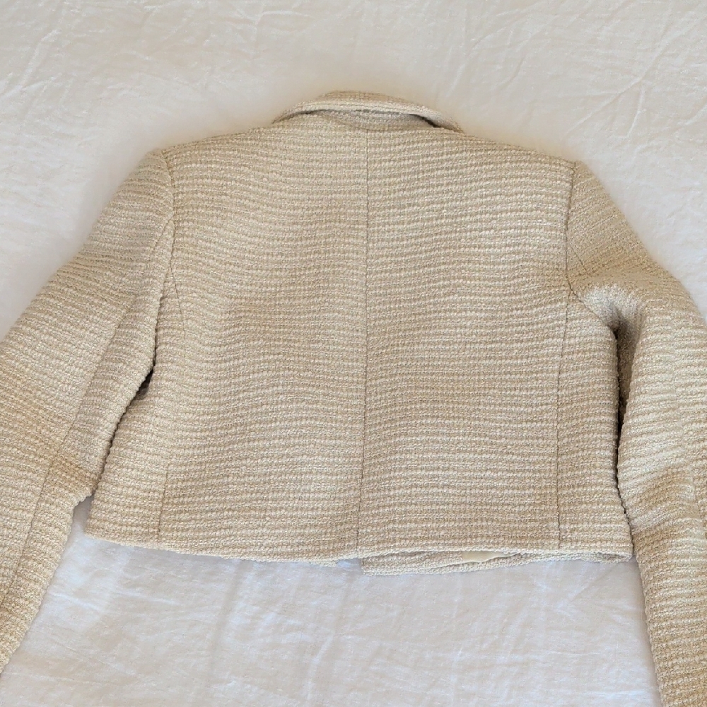 Zara Women's Cropped Beige Textured Blazer - Picture 3 of 4